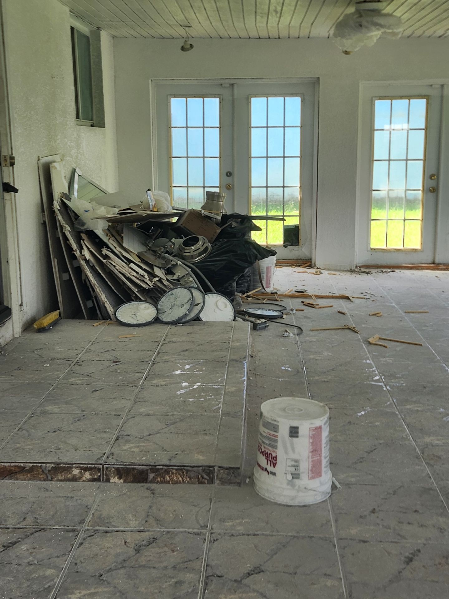 Attic, Garage, and Foreclosure Cleanout Services